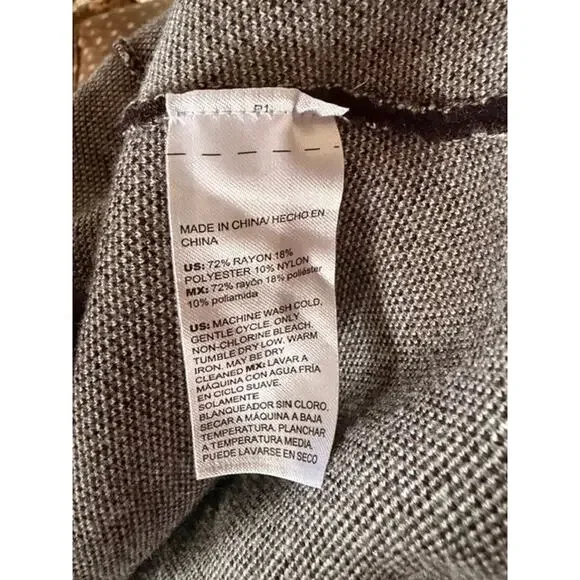 Chico’s Black Gray Floral Knit Button Jacket Cardigan – Size 4 XXL - Picture 7 of 7